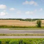 Holiday home 3 Bedroom Pet Friendly In