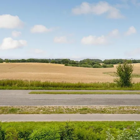 Holiday home 3 Bedroom Pet Friendly In