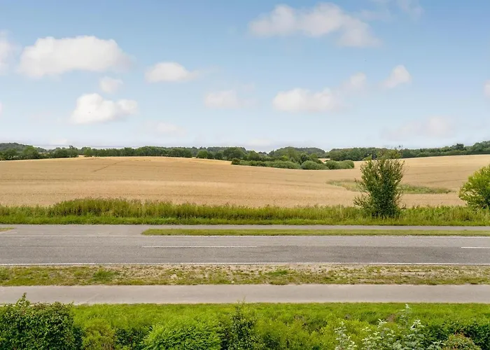 Holiday home 3 Bedroom Pet Friendly In