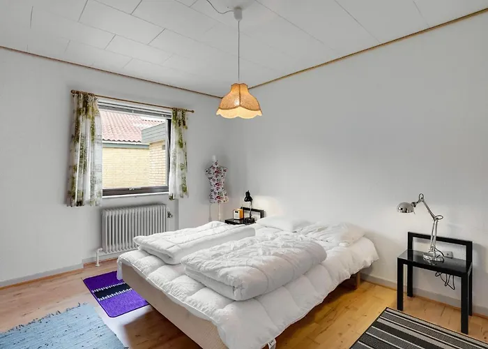 3 Bedroom Pet Friendly In Prázdninový dům *